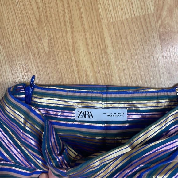 ZARA metallic bubble skirt size m, worn once - Picture 2 of 2